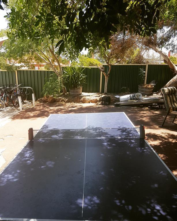 Planet Inn Backpackers Perth Exterior foto